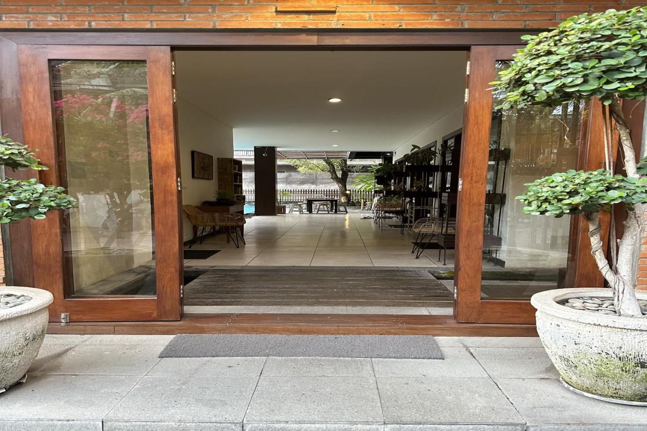 קנגו The Paving Villa מראה חיצוני תמונה